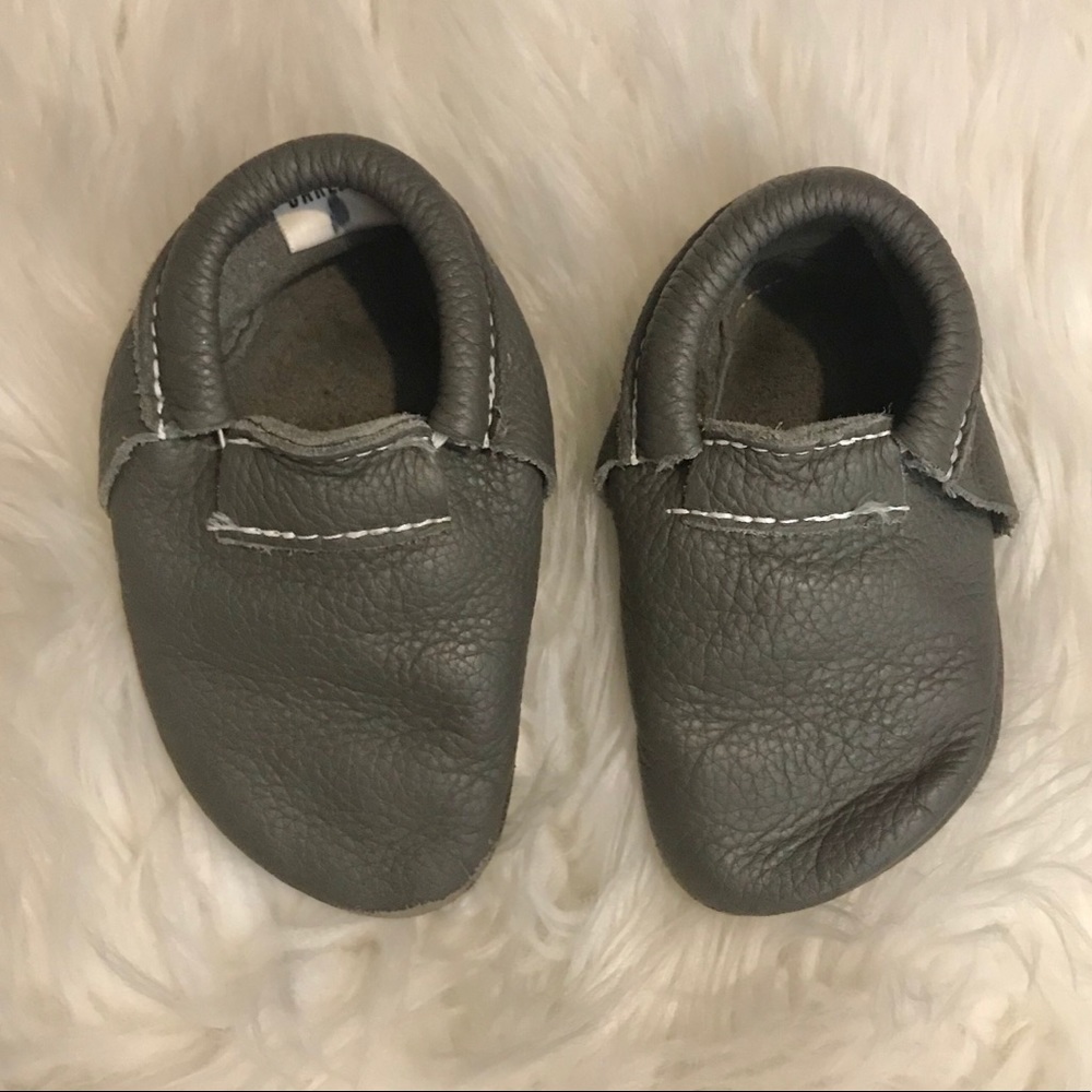 Toddler Moccicans, dark gray. Size 3